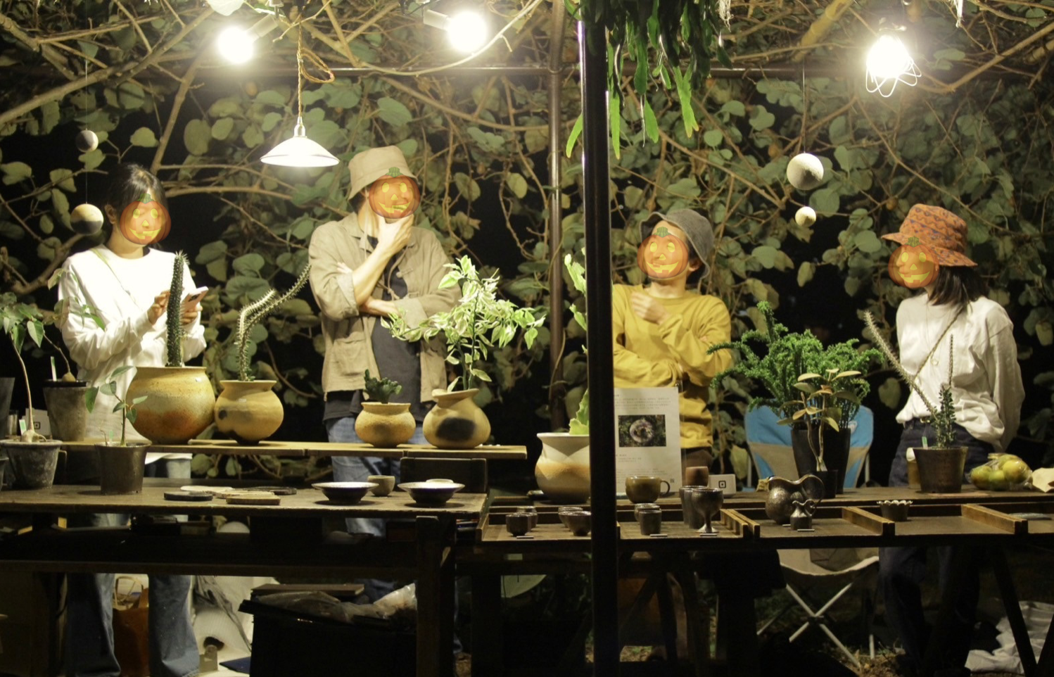 Nishiyama Ceramics & Green Thanks Supply plants at Halloween